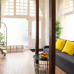 Apartment Spacious&stylish Loft Bed +s-bahn Access, Berlin